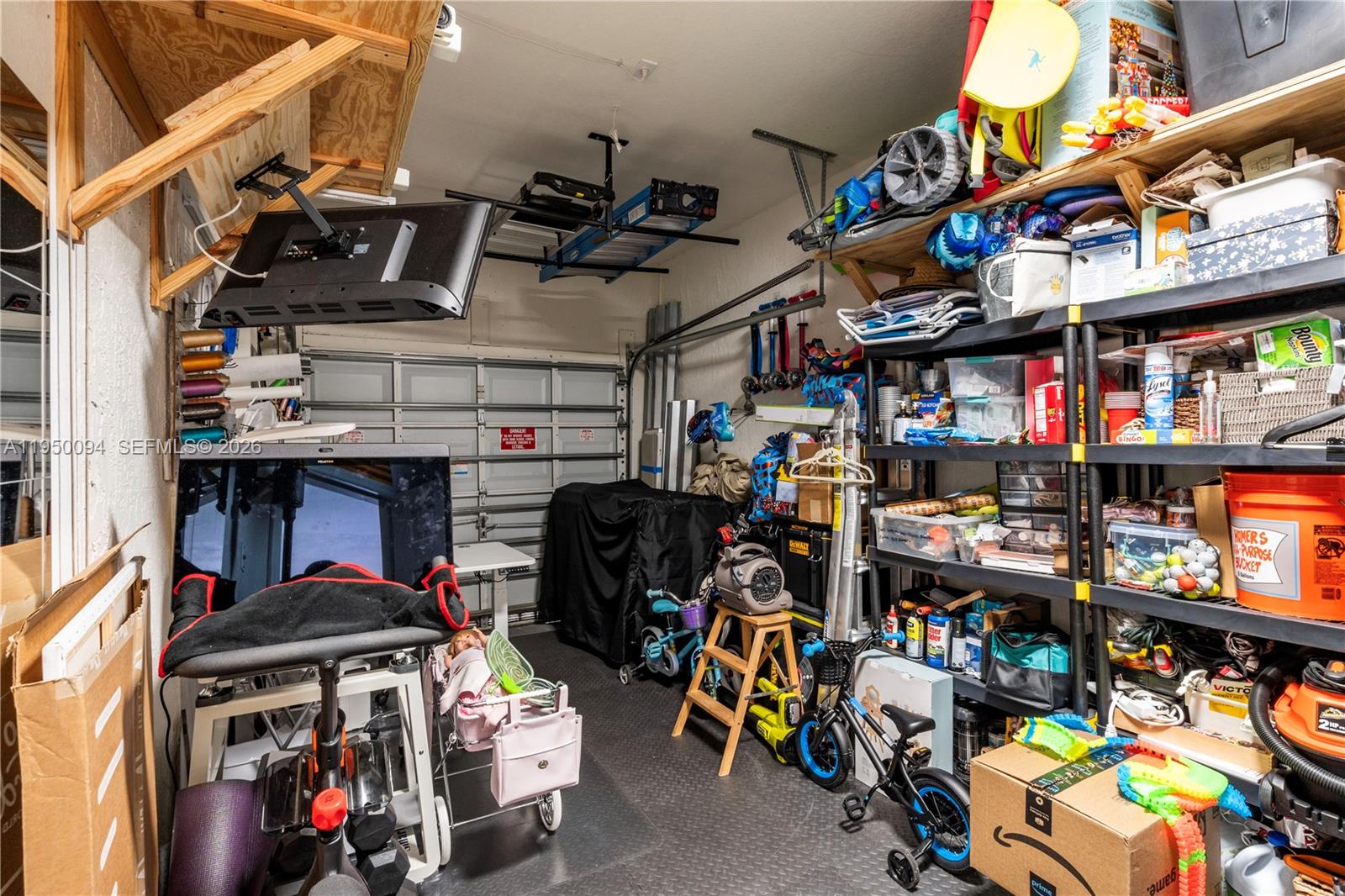 KENDALL BREEZE - Residential