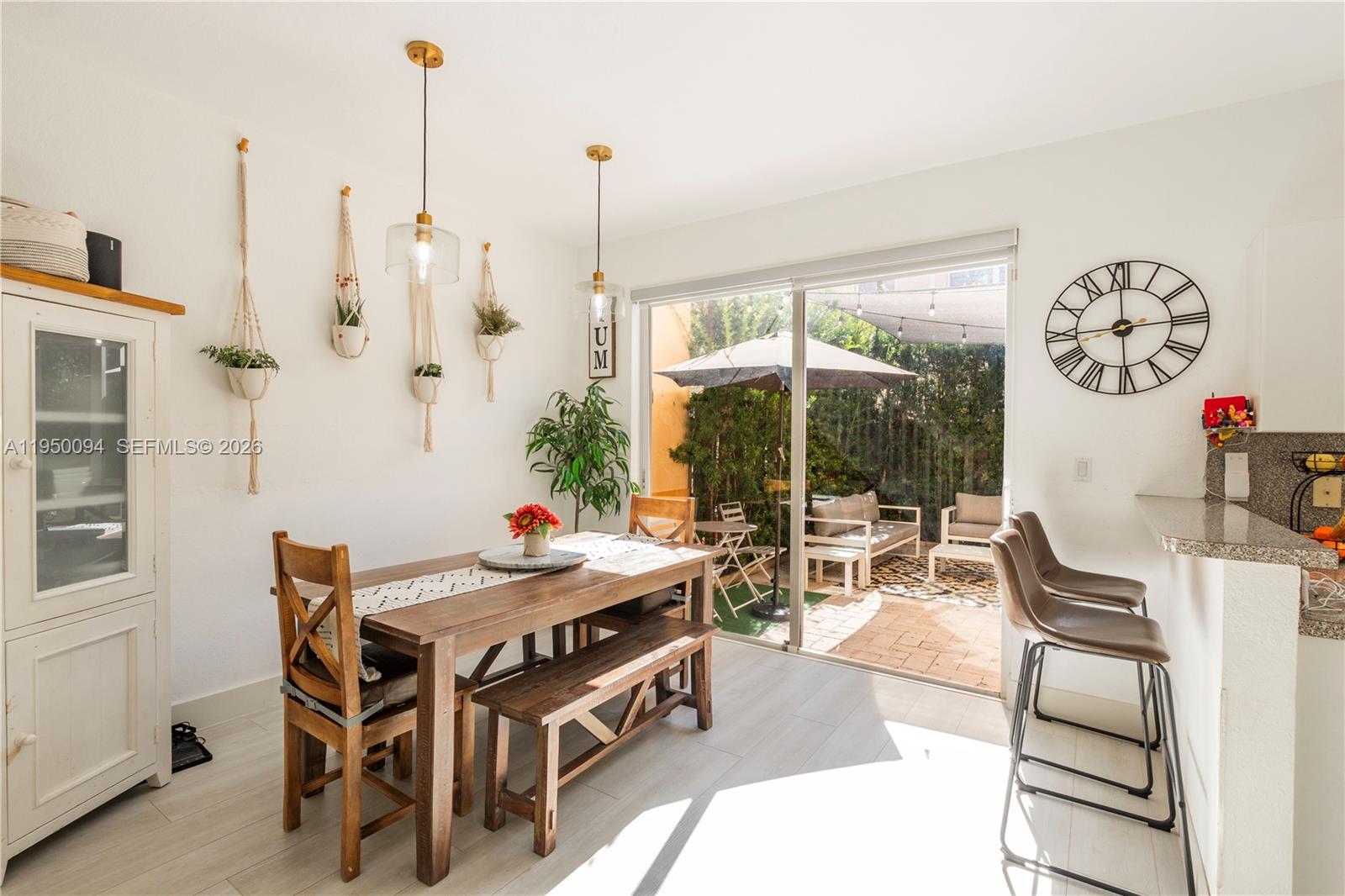 KENDALL BREEZE - Residential