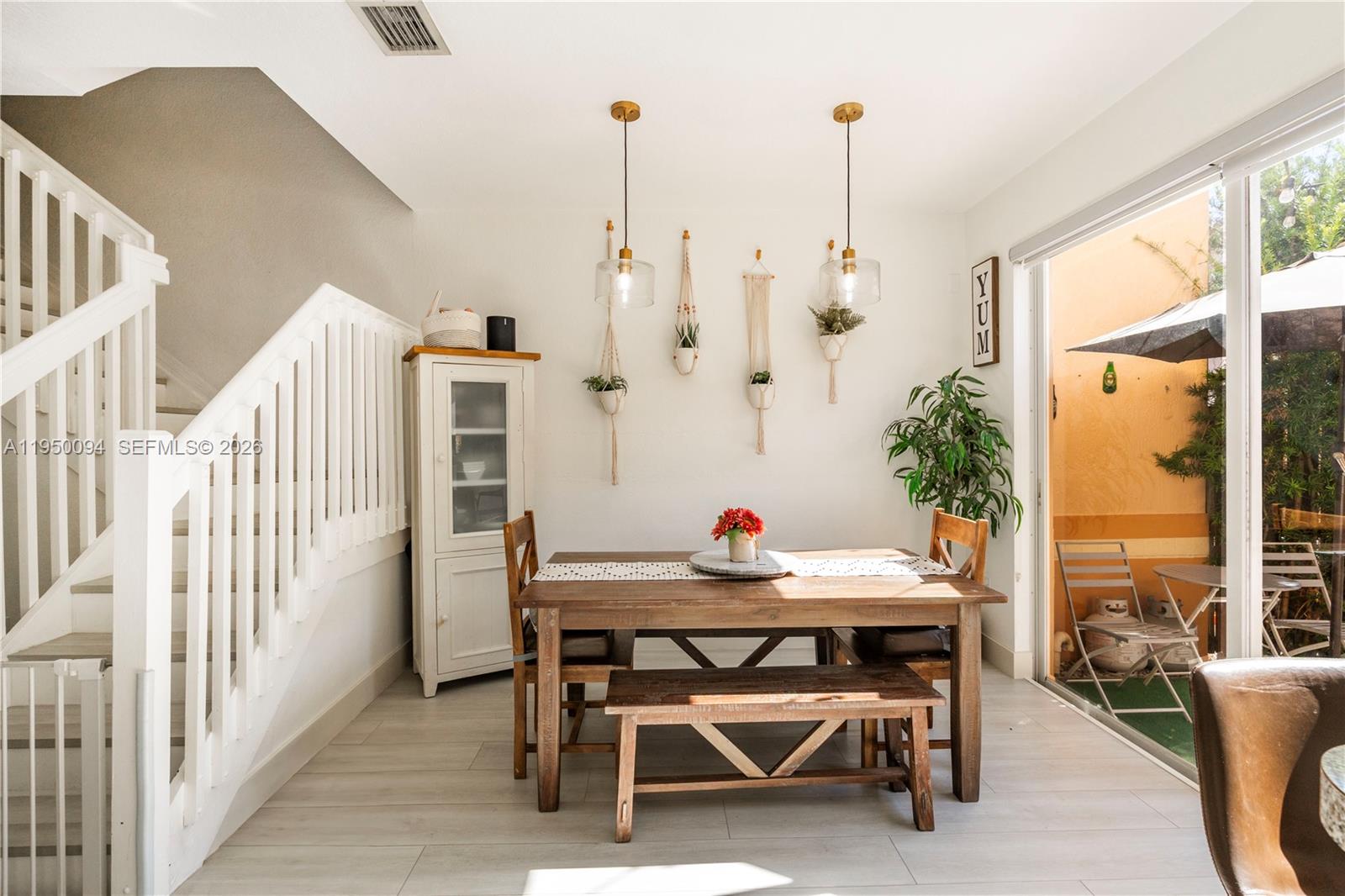 KENDALL BREEZE - Residential