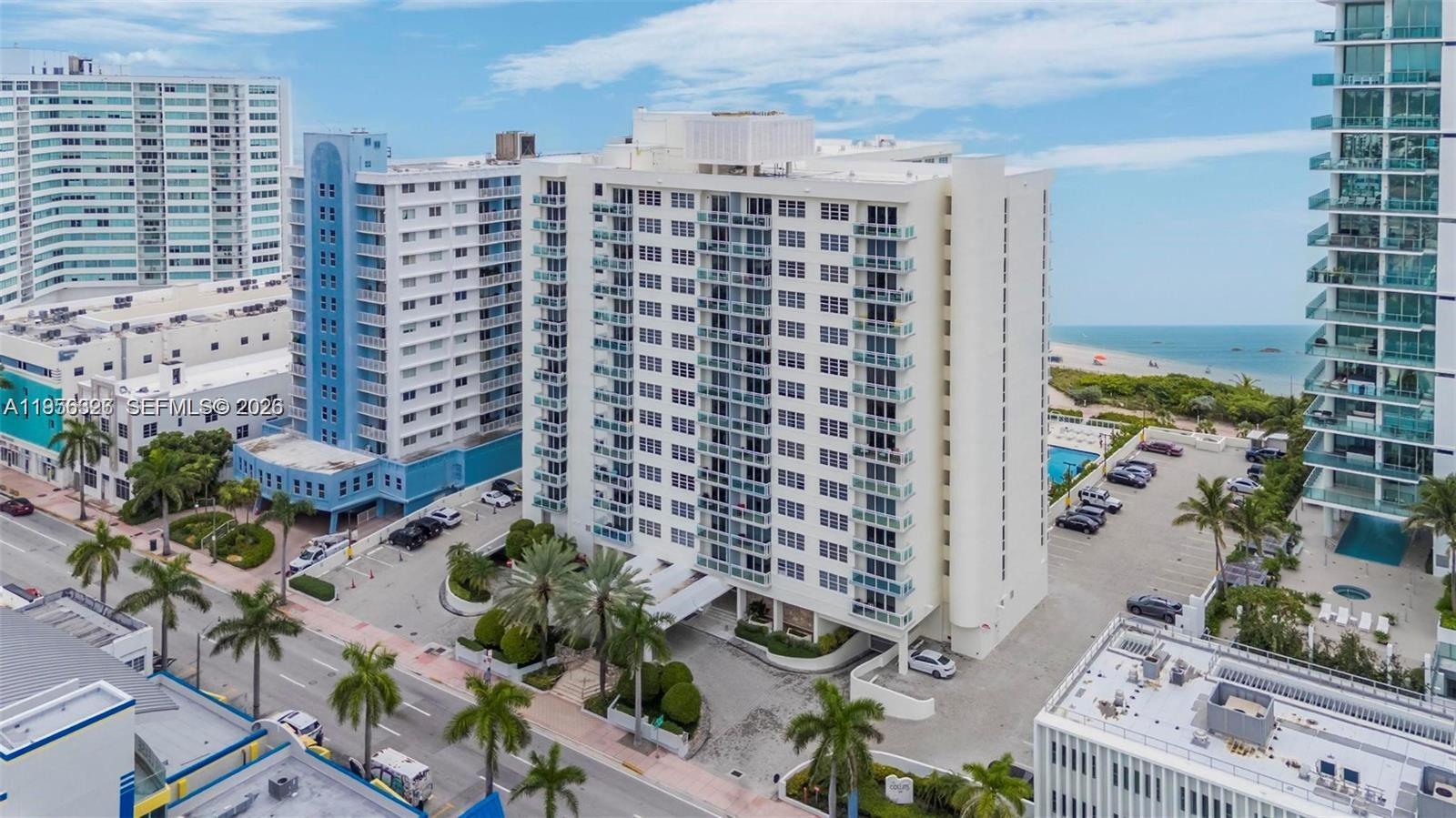 THE COLLINS CONDO - Residential Lease