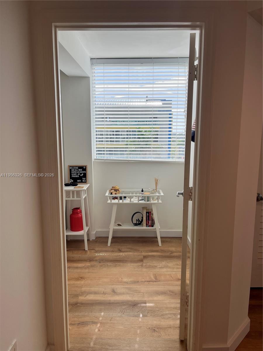 THE COLLINS CONDO - Residential Lease