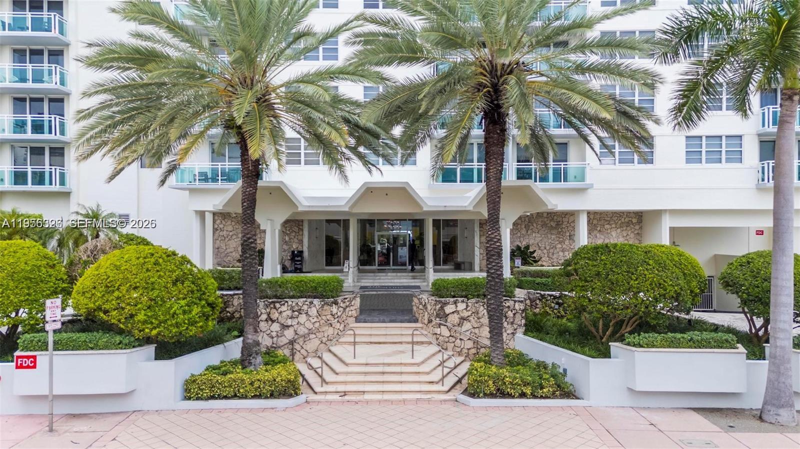 THE COLLINS CONDO - Residential Lease