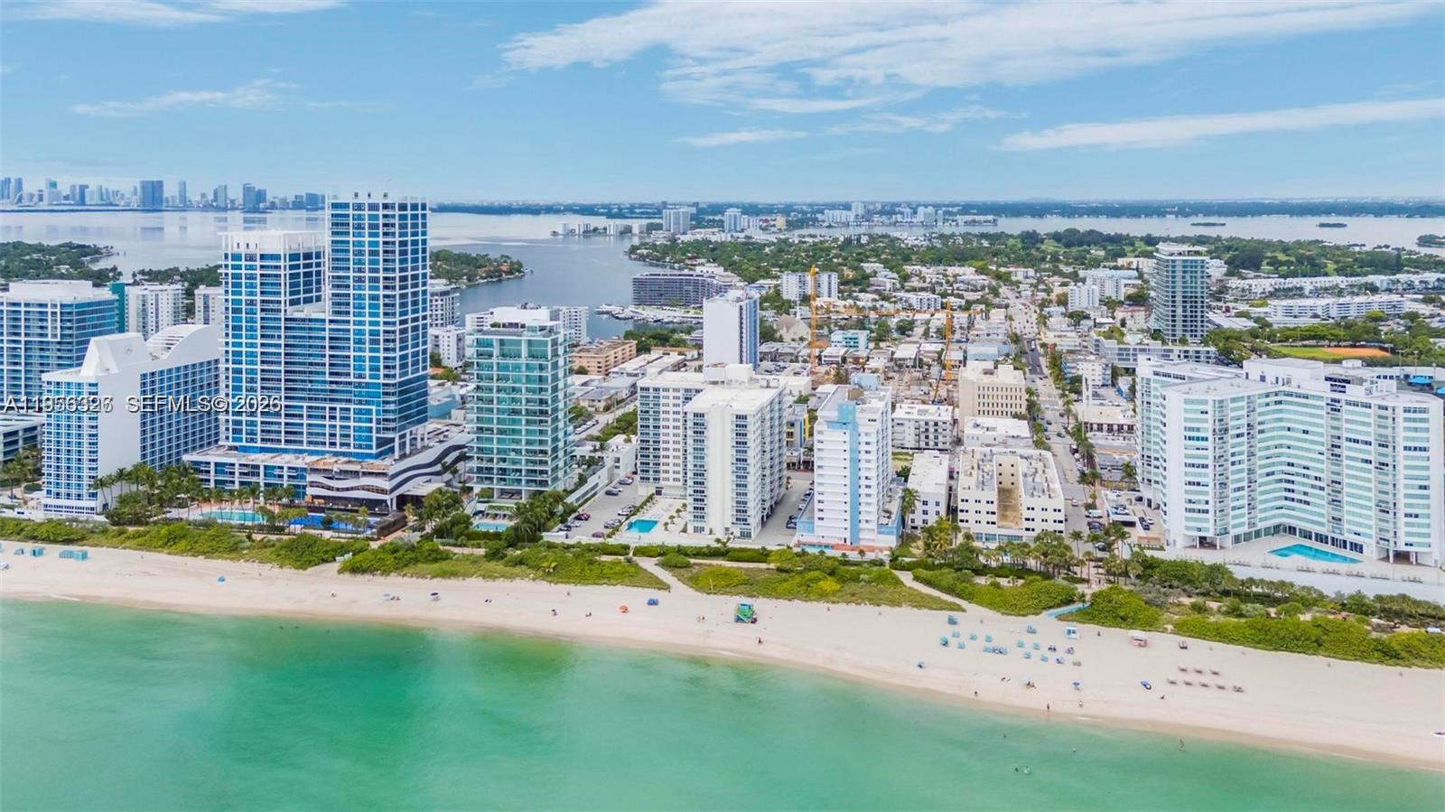 THE COLLINS CONDO - Residential Lease