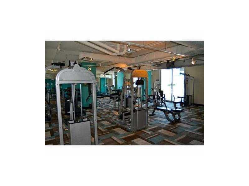 HOLLYWOOD STATION RES CON - Residential Lease