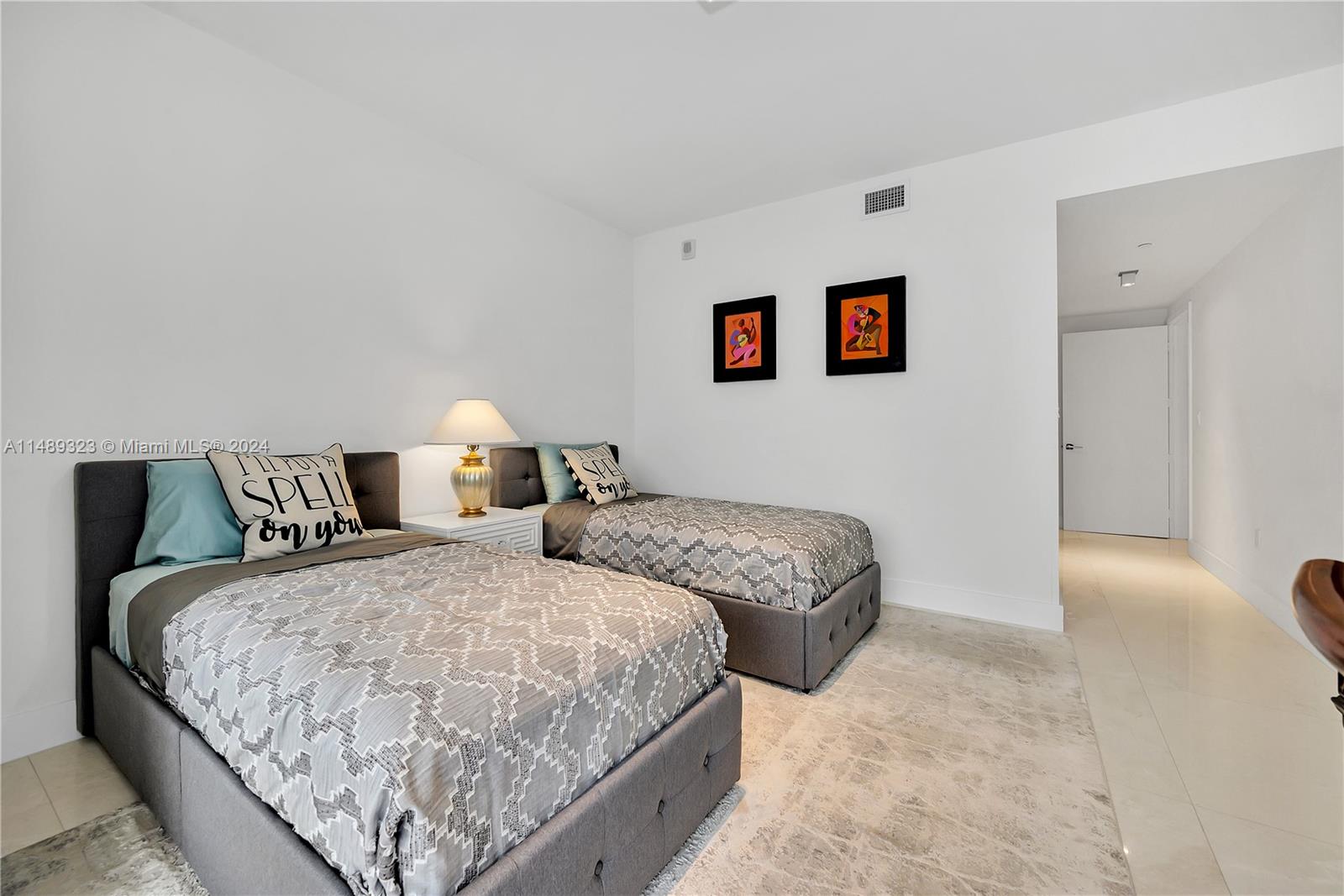 ARIA ON THE BAY CONDO - Residential