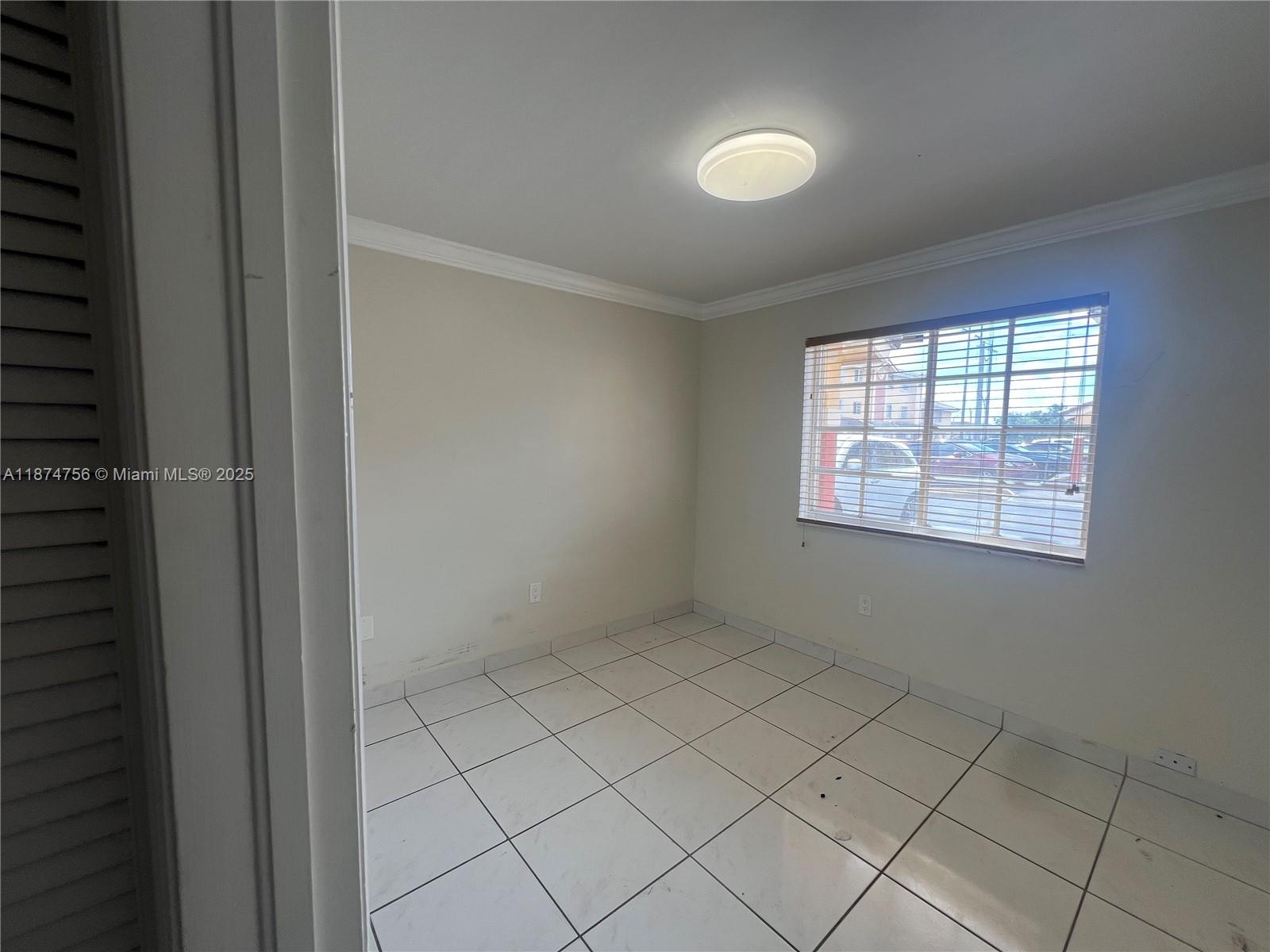 WEST PALM VILLAS V CONDO - Residential Lease