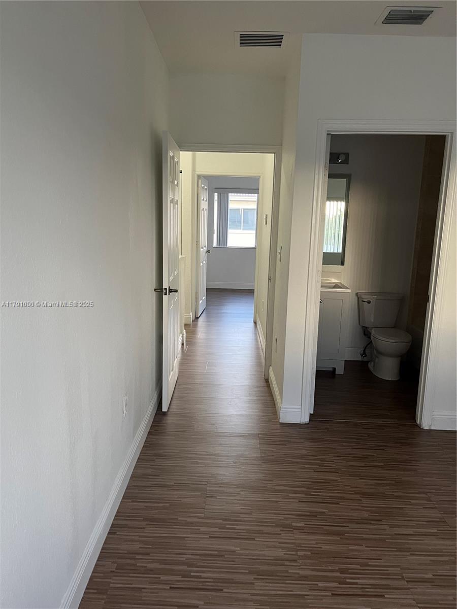 PARK PLACE AT MIDWAY COND - Residential