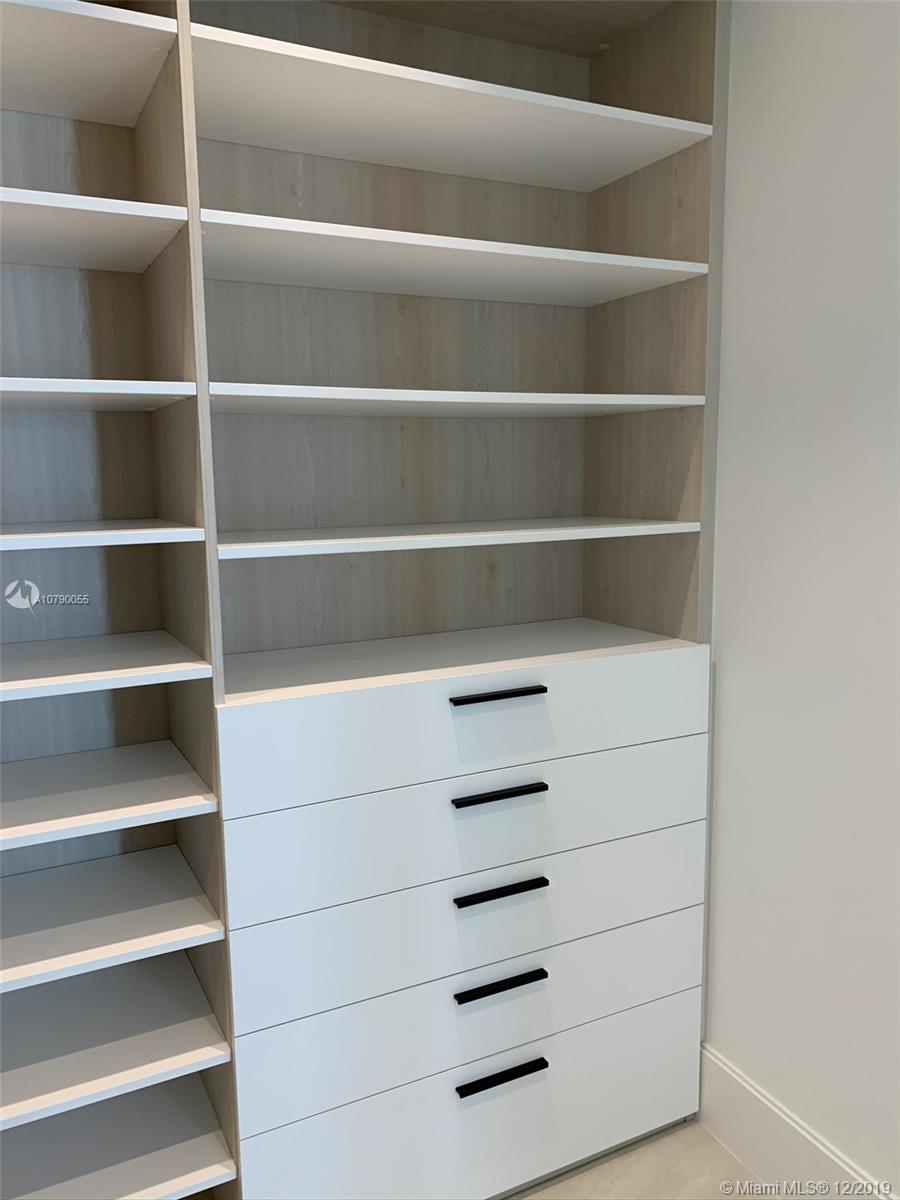 AUBERGE - Residential