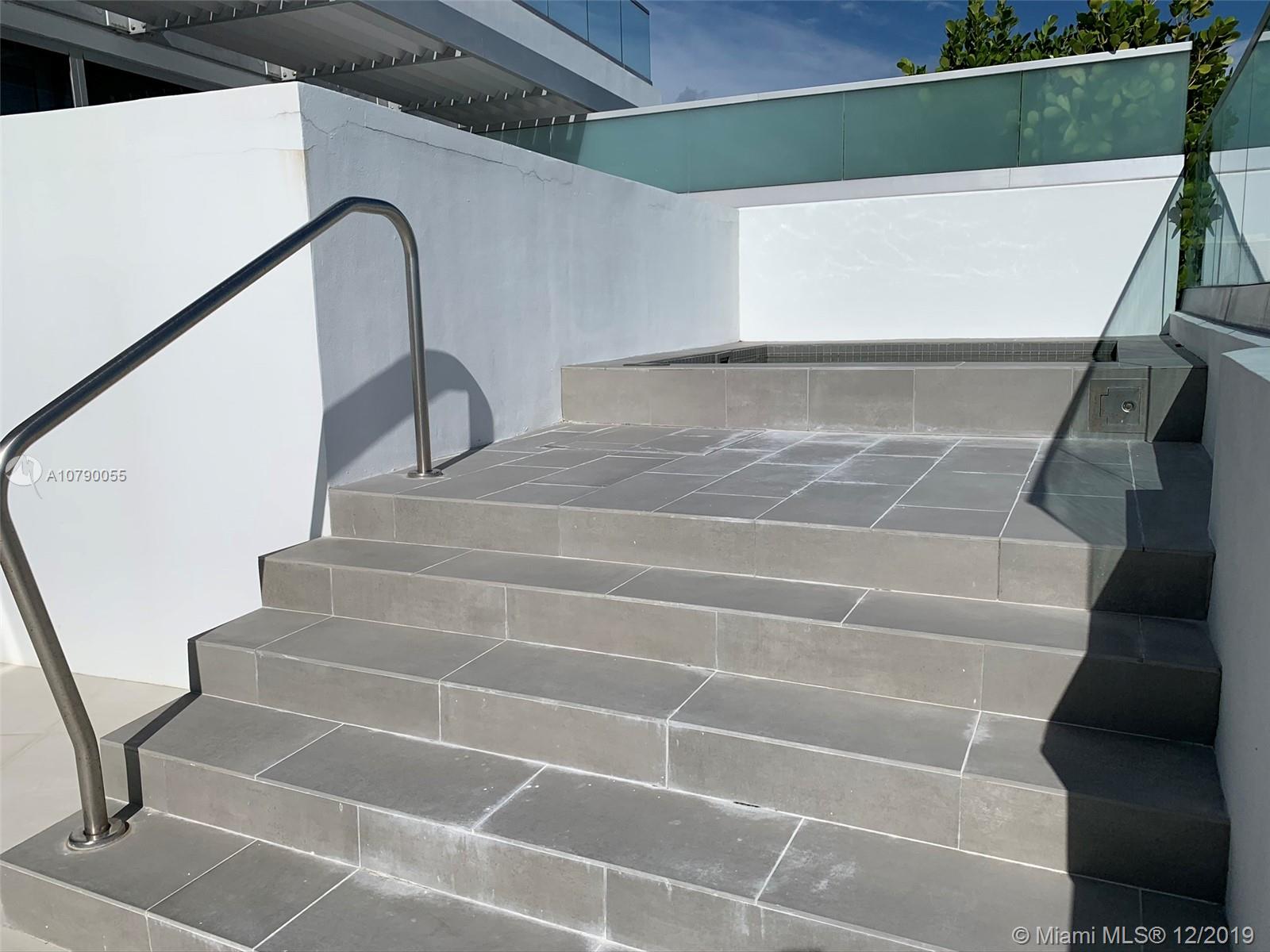 AUBERGE - Residential