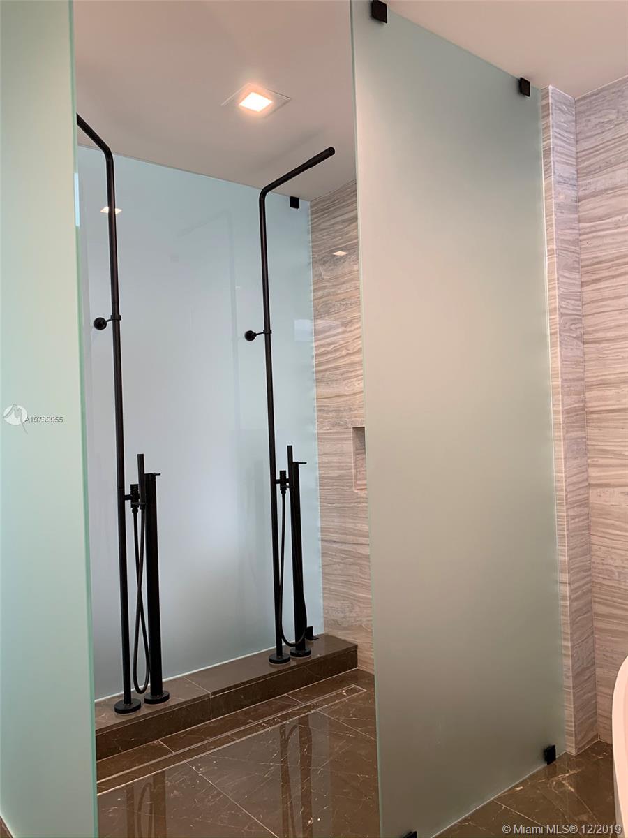 AUBERGE - Residential