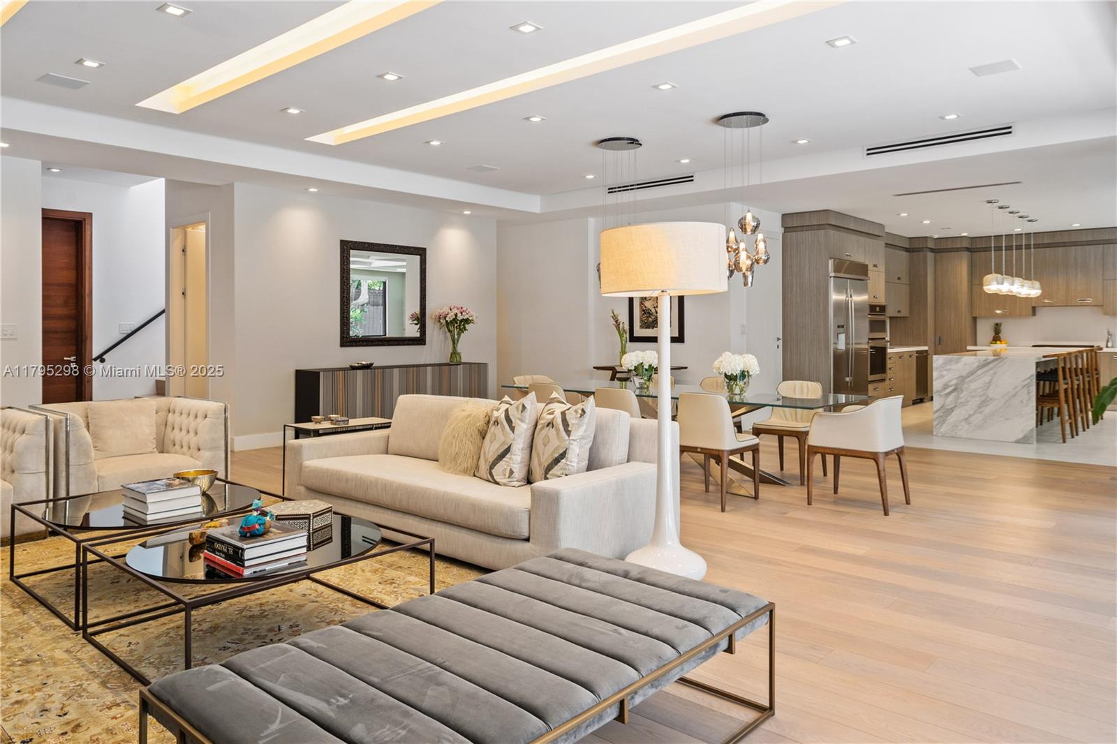 BAY HEIGHTS - Residential