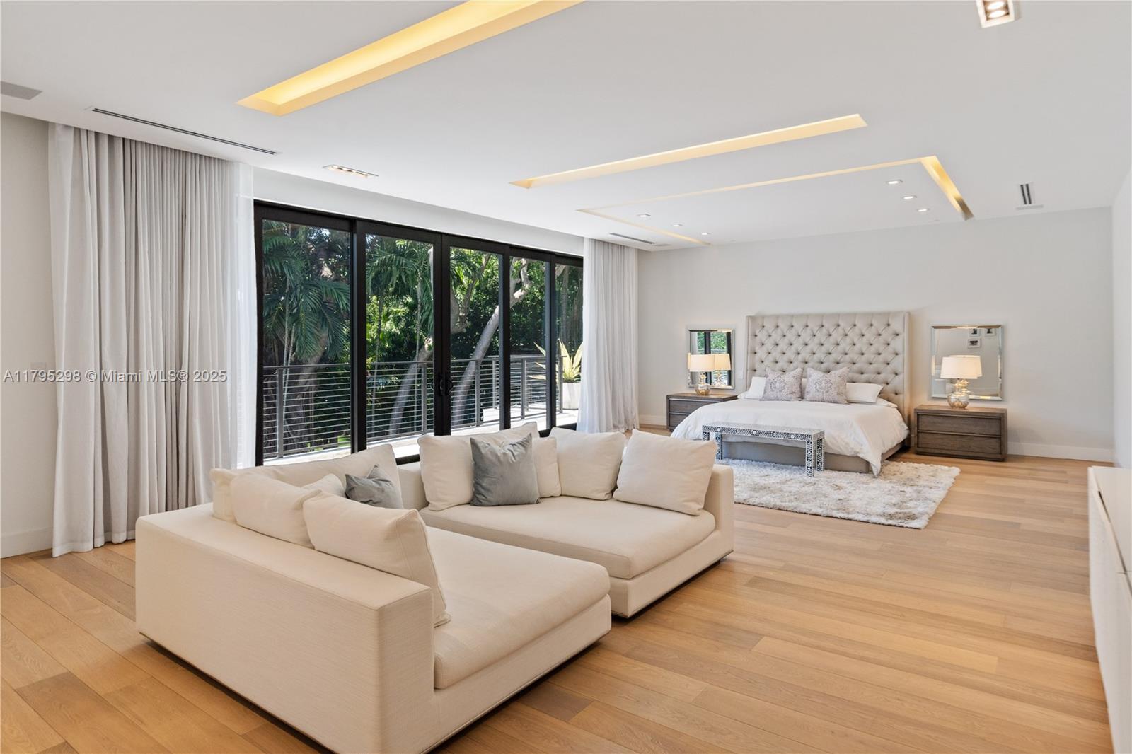 BAY HEIGHTS - Residential