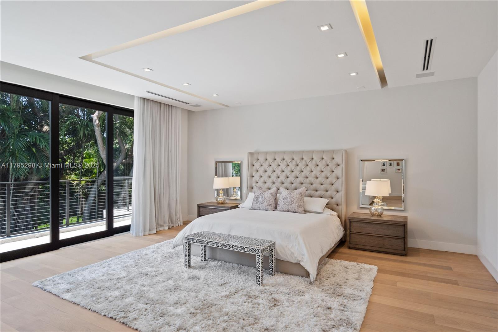 BAY HEIGHTS - Residential