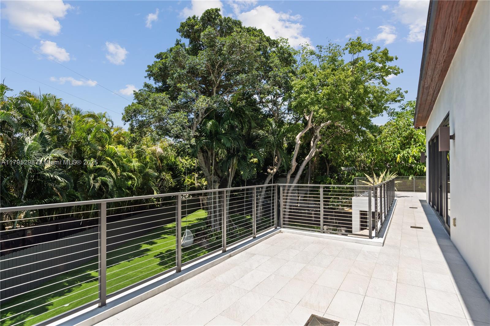 BAY HEIGHTS - Residential