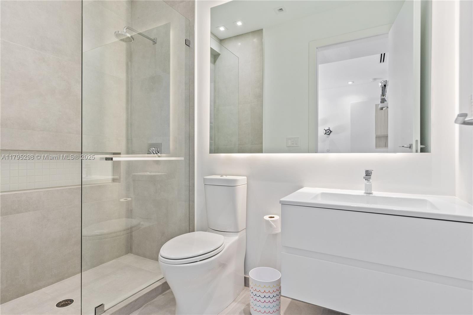 BAY HEIGHTS - Residential