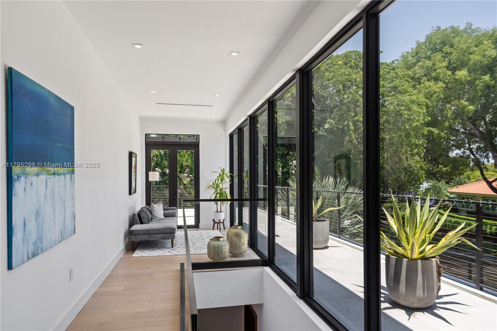 BAY HEIGHTS - Residential