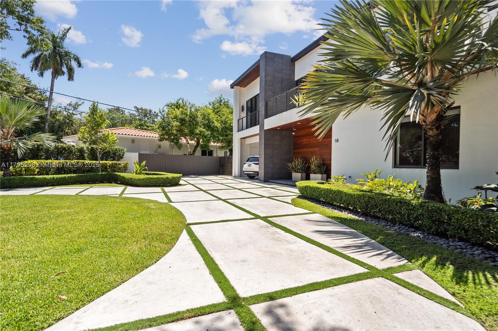 BAY HEIGHTS - Residential