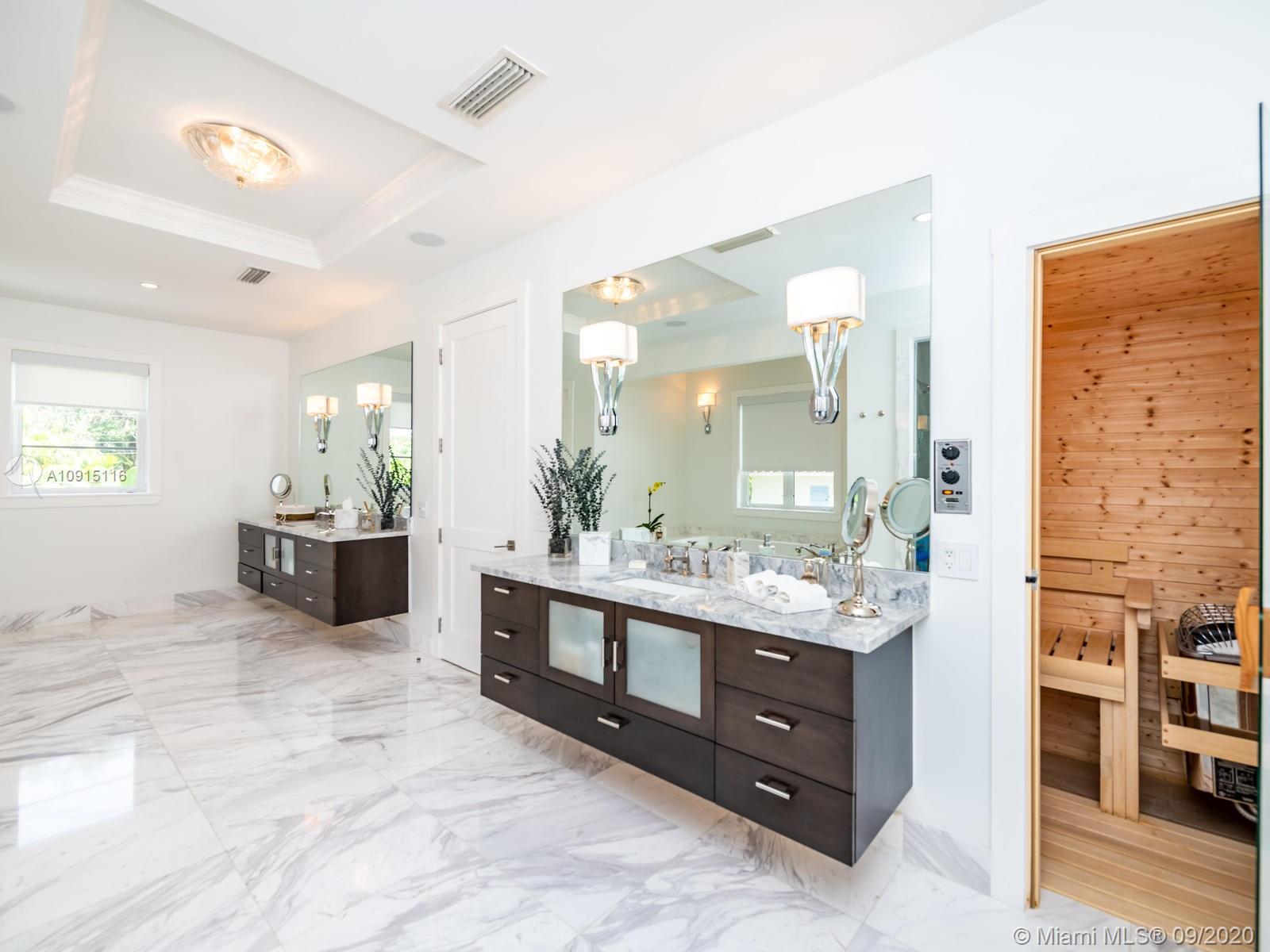 CORAL GABLES COUNTRY CLUB - Residential