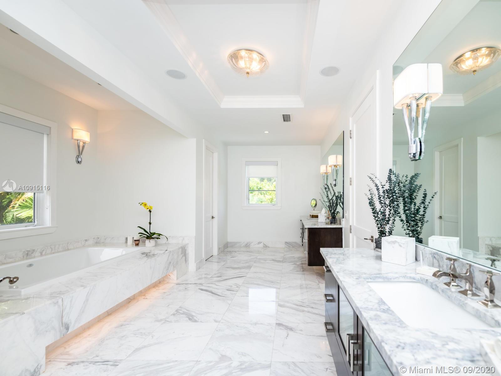 CORAL GABLES COUNTRY CLUB - Residential