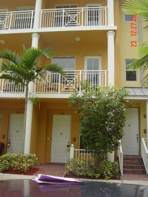VILLAGE AT SAILBOAT BEND - Residential Lease