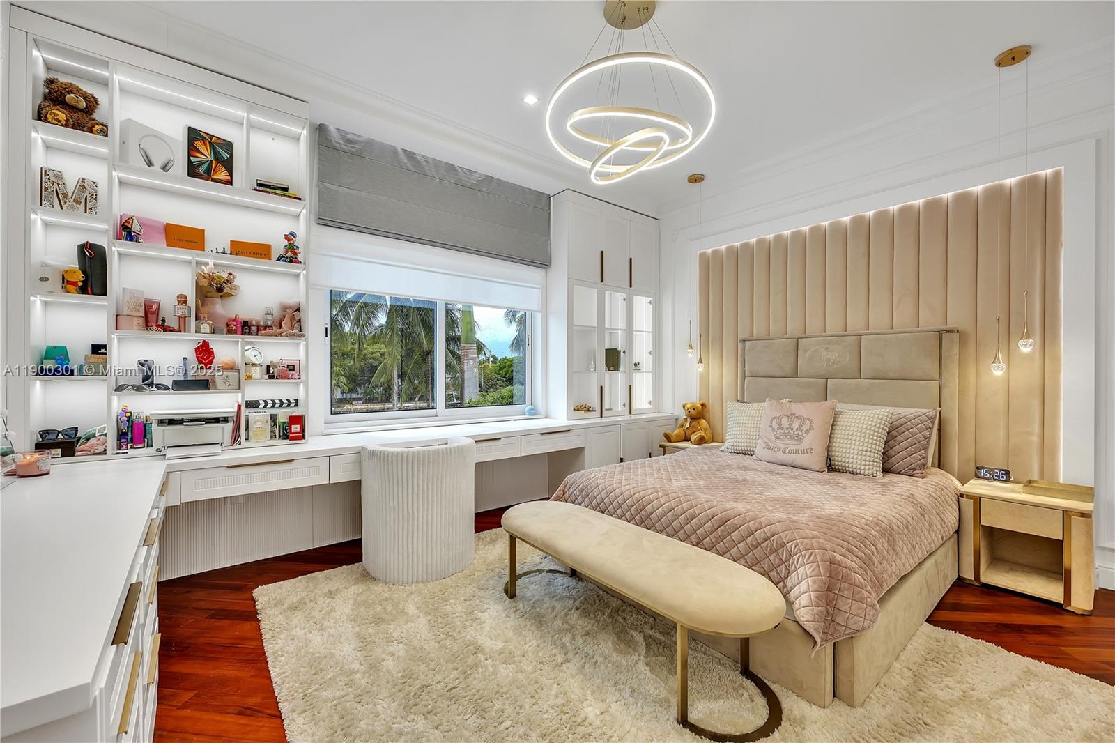 THREE ISLANDS 3RD SECTION - Residential