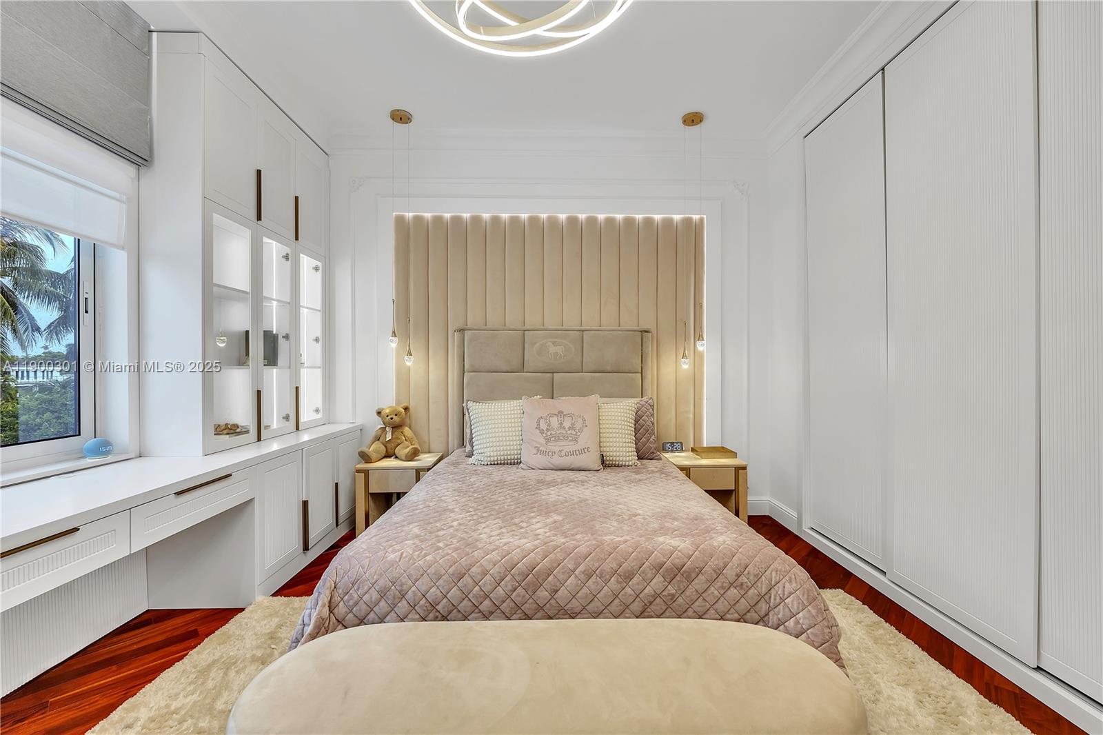 THREE ISLANDS 3RD SECTION - Residential