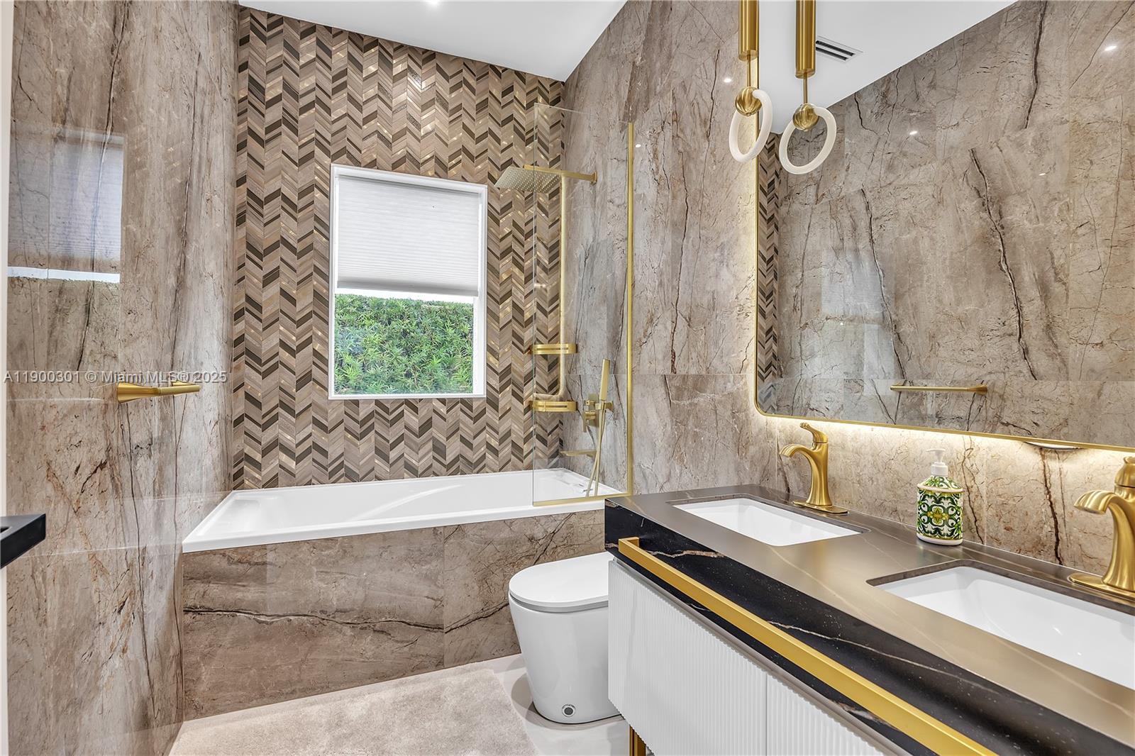 THREE ISLANDS 3RD SECTION - Residential