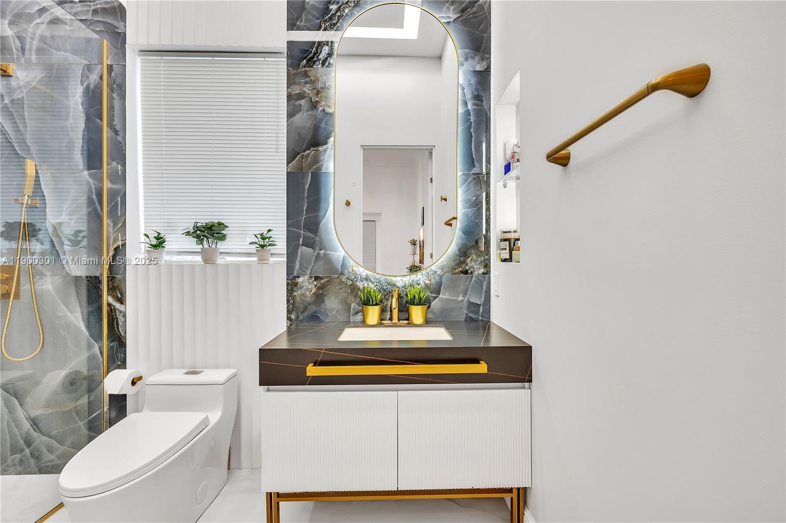 THREE ISLANDS 3RD SECTION - Residential