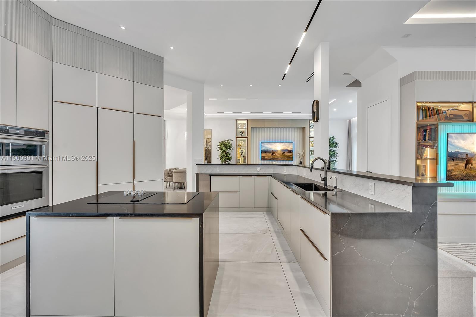 THREE ISLANDS 3RD SECTION - Residential