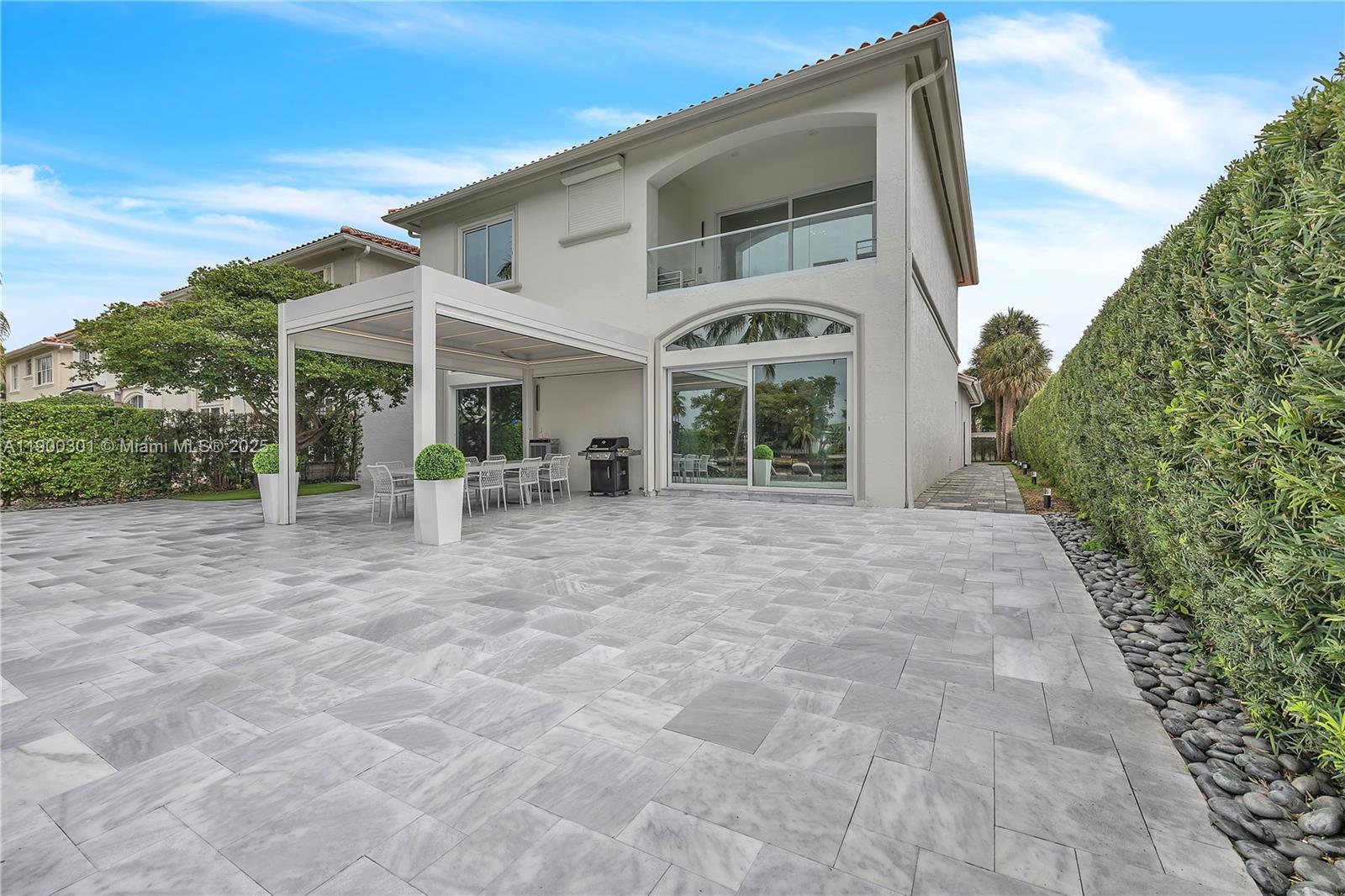 THREE ISLANDS 3RD SECTION - Residential