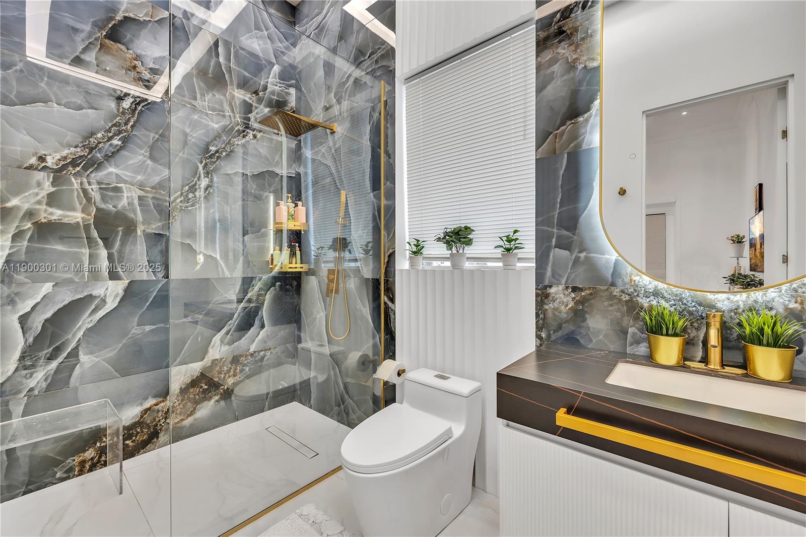 THREE ISLANDS 3RD SECTION - Residential