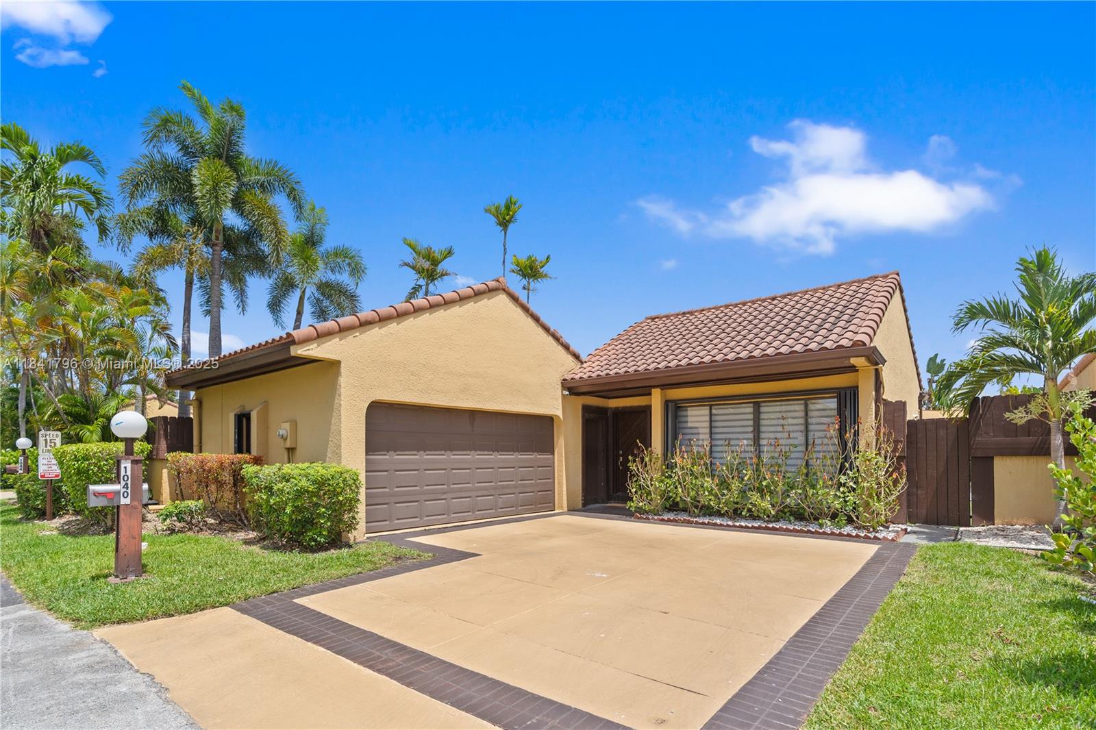 1040 NE 204th Ter