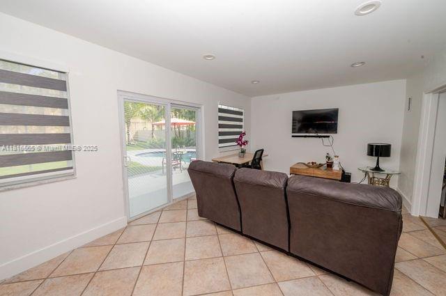 IVES ESTATES SEC 1 - Residential