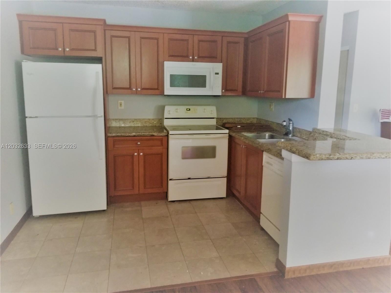 Photo 1 of 9 — 11450 NW 43th St 11450, Coral Springs, FL 33065