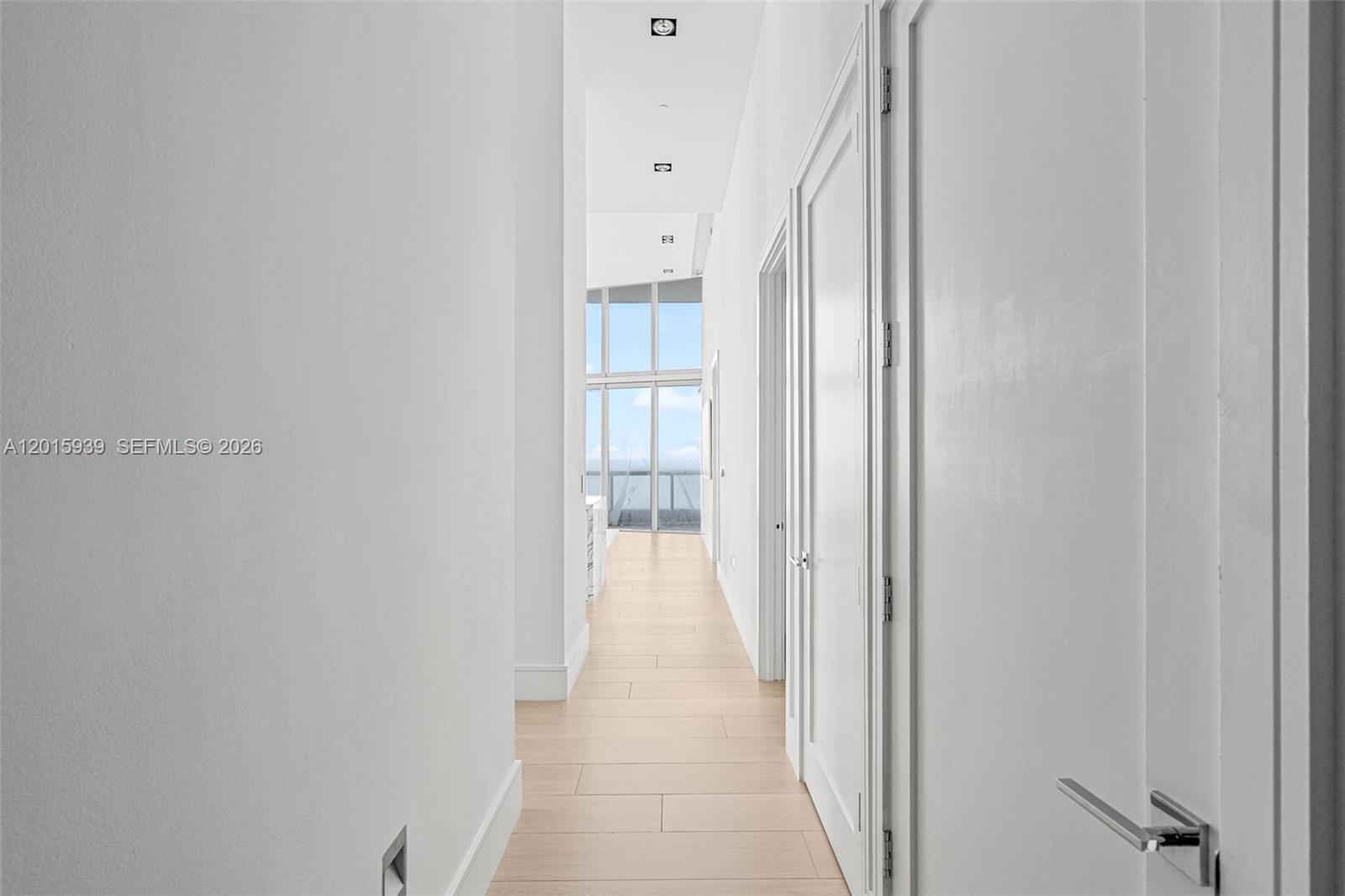 ICONBRICKELL CONDO NO 1 - Residential