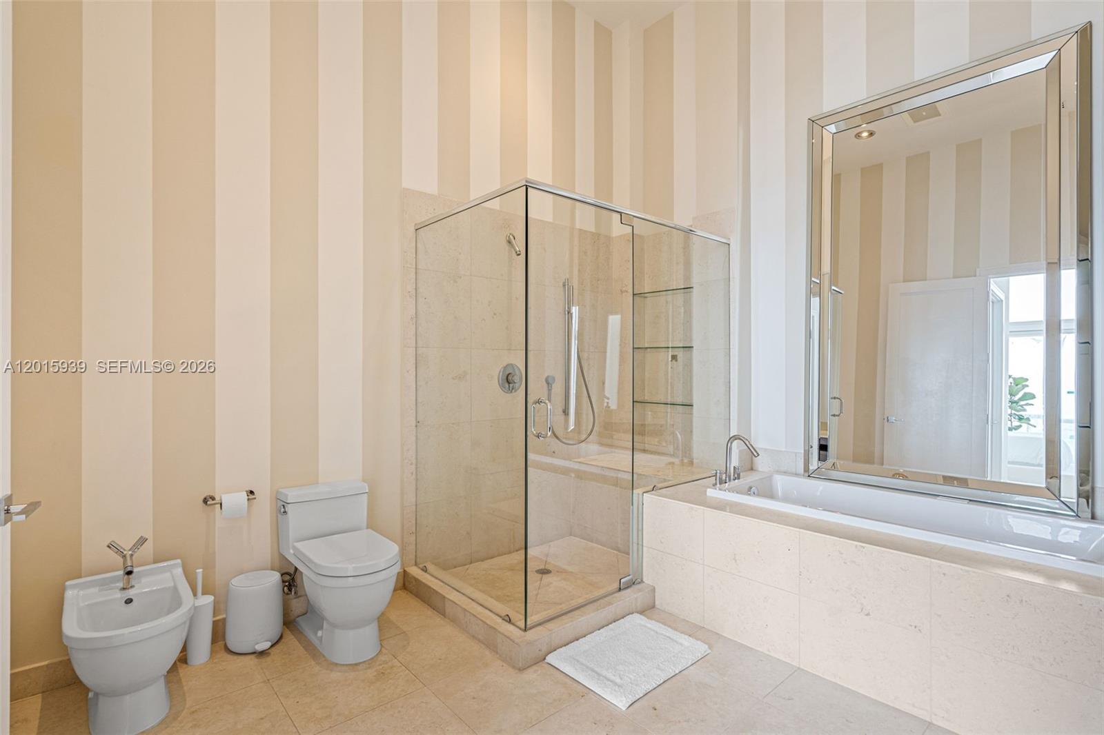 ICONBRICKELL CONDO NO 1 - Residential