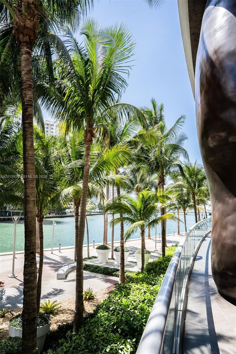 ICONBRICKELL CONDO NO 1 - Residential