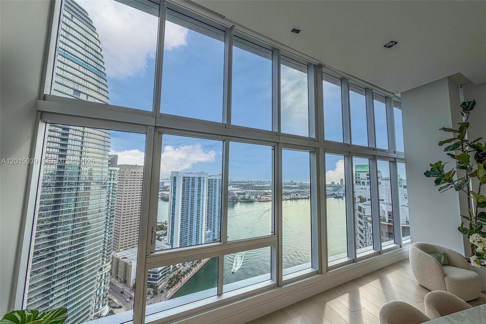 ICONBRICKELL CONDO NO 1 - Residential