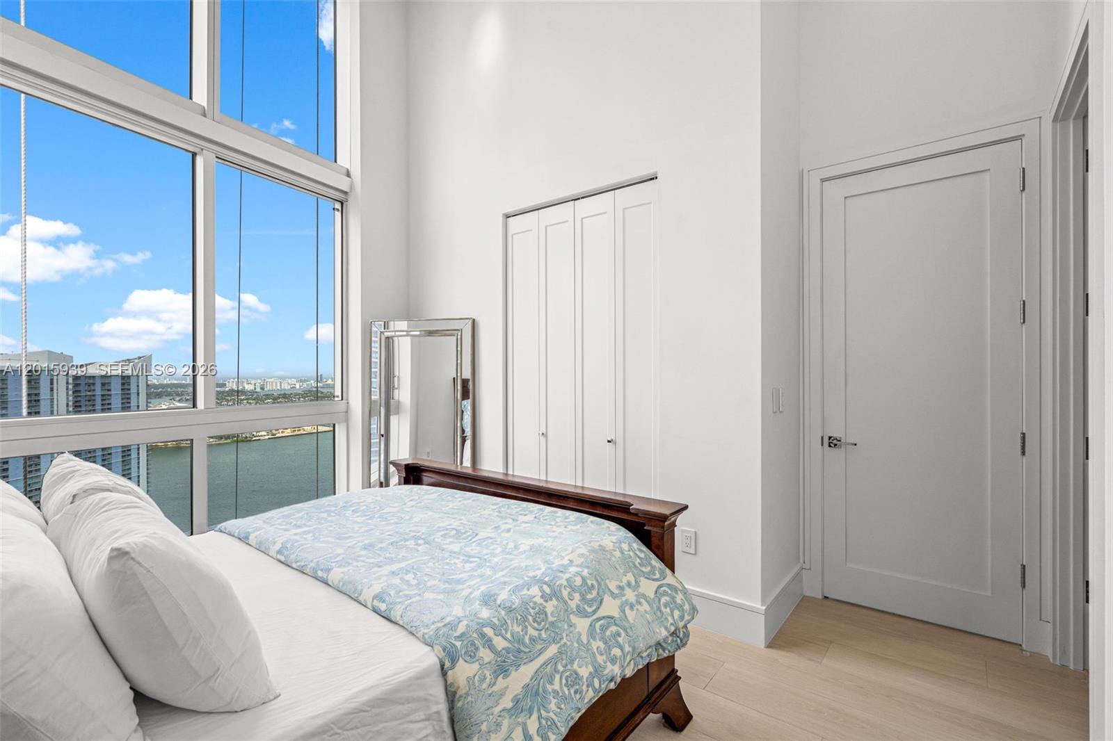 ICONBRICKELL CONDO NO 1 - Residential