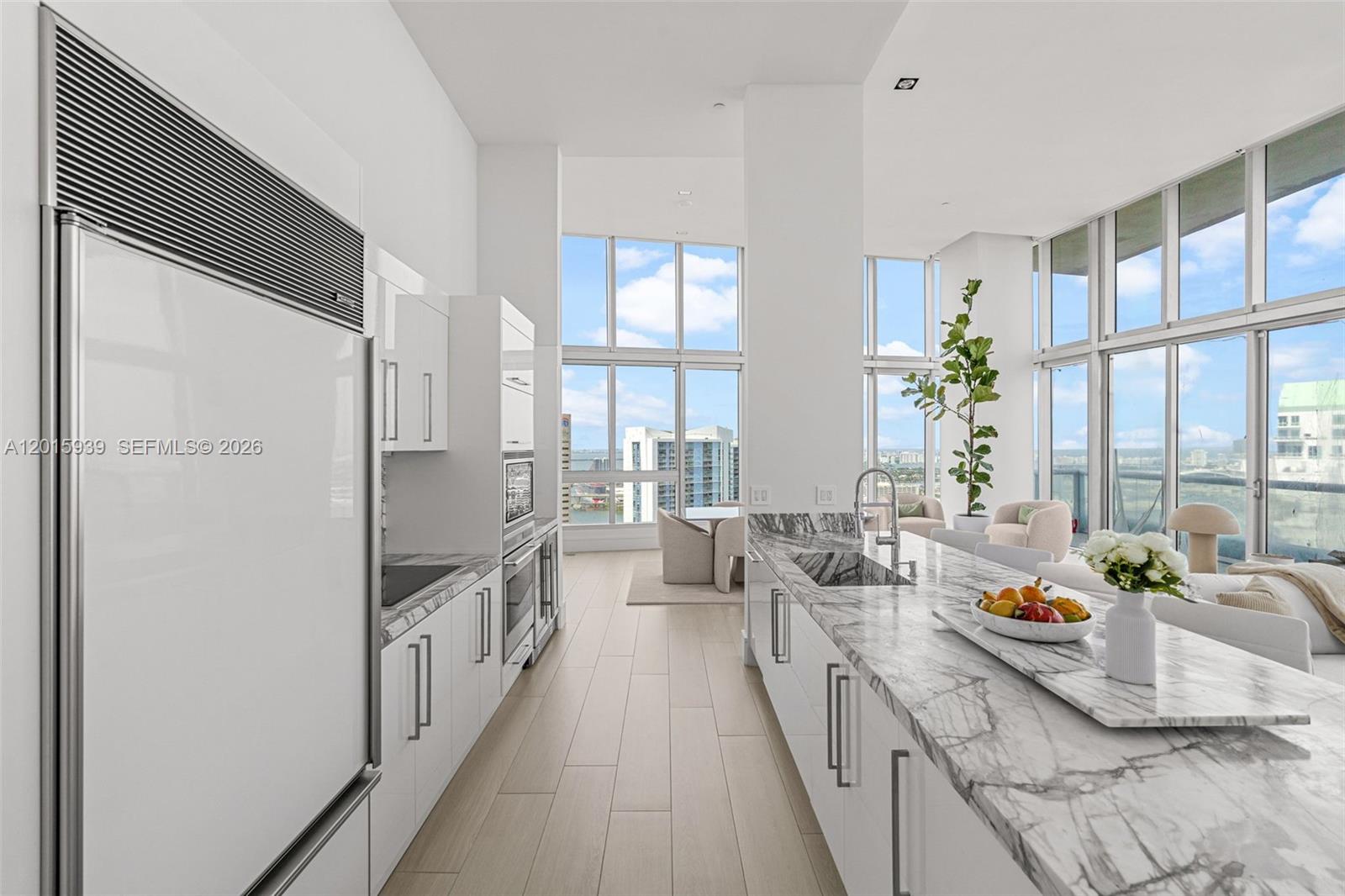 ICONBRICKELL CONDO NO 1 - Residential
