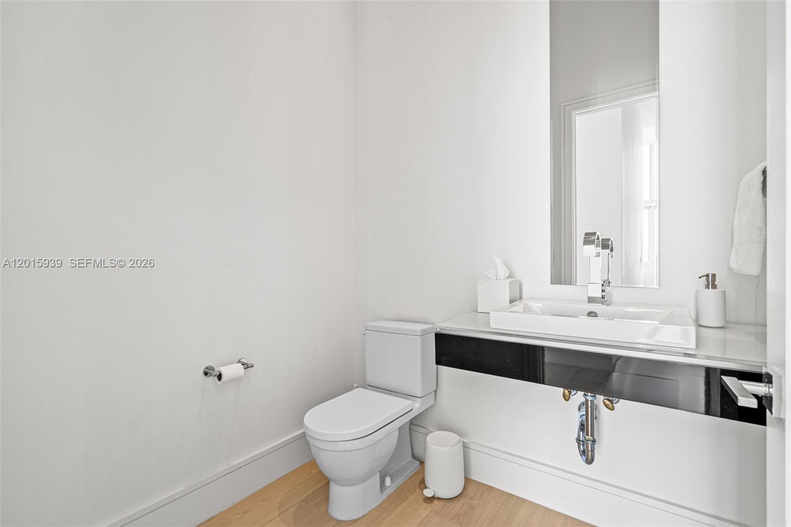 ICONBRICKELL CONDO NO 1 - Residential