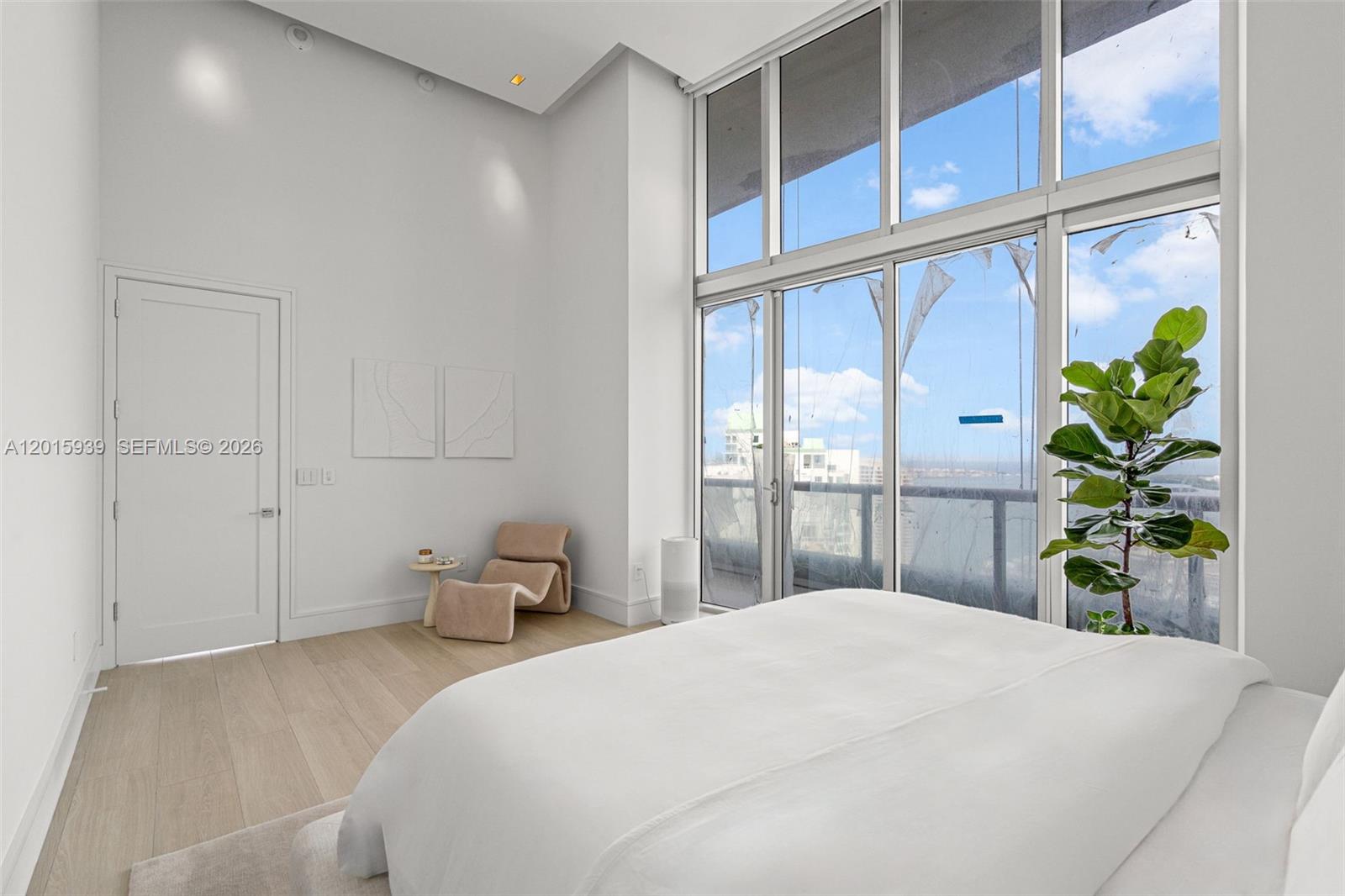 ICONBRICKELL CONDO NO 1 - Residential