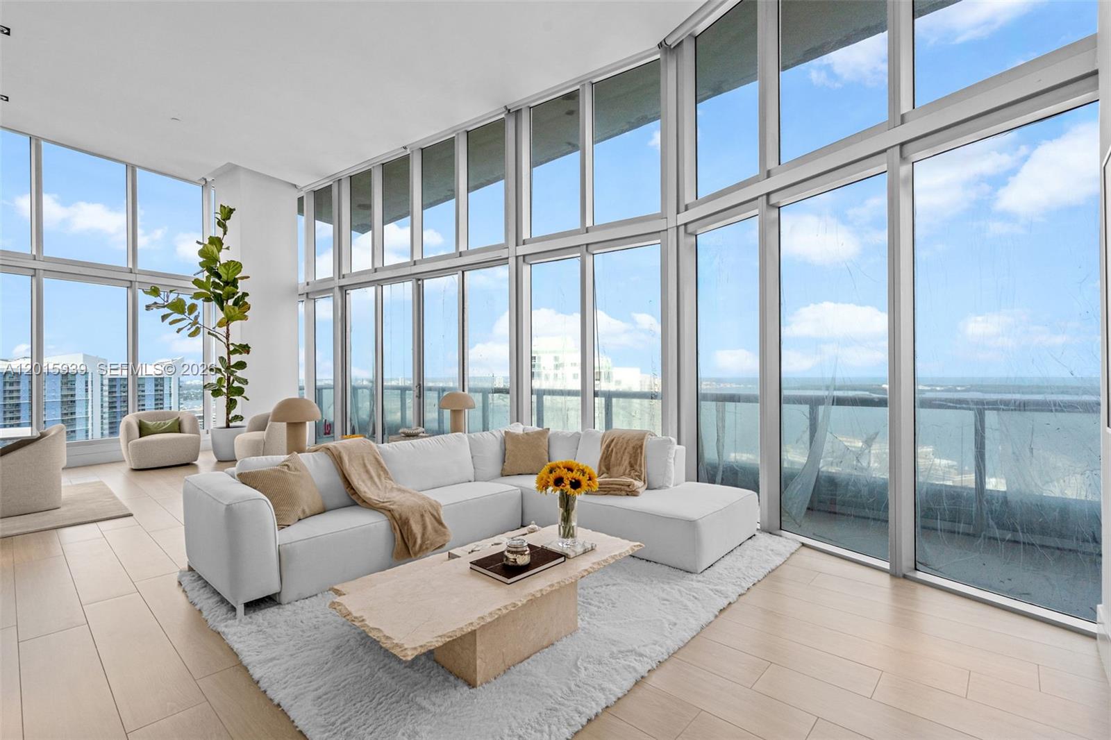 ICONBRICKELL CONDO NO 1 - Residential