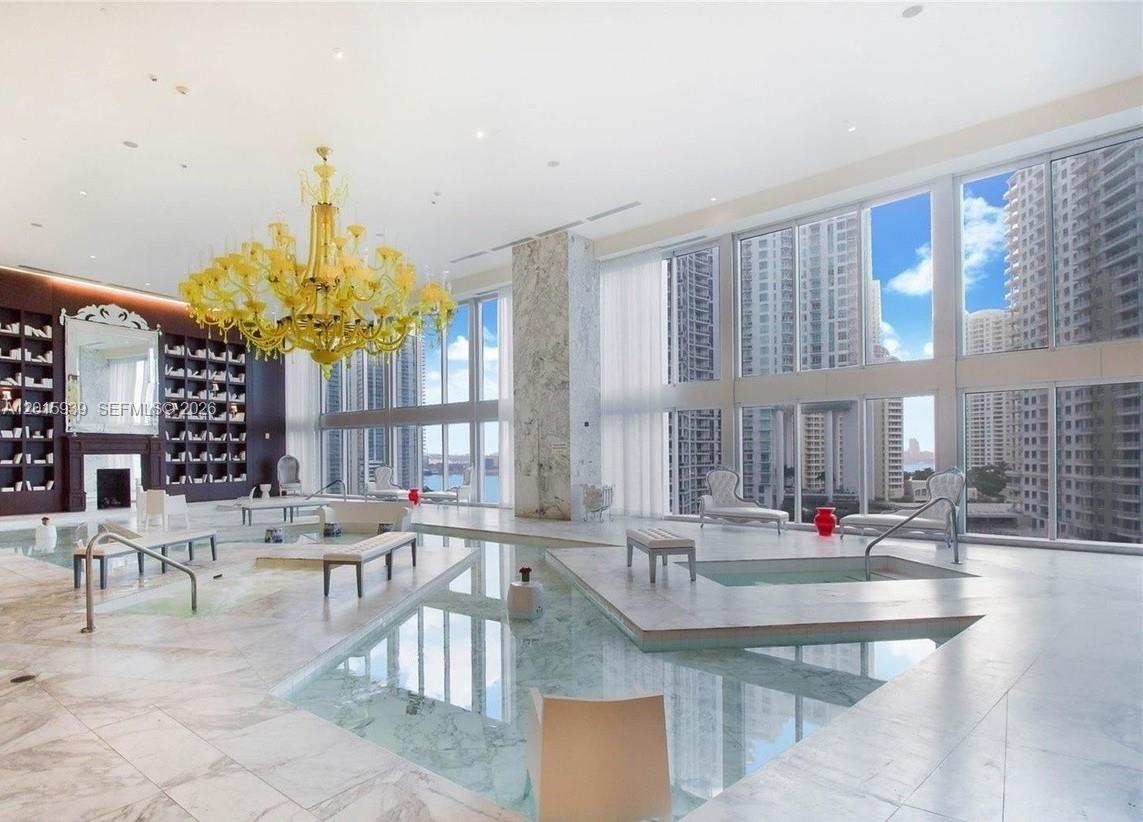 ICONBRICKELL CONDO NO 1 - Residential