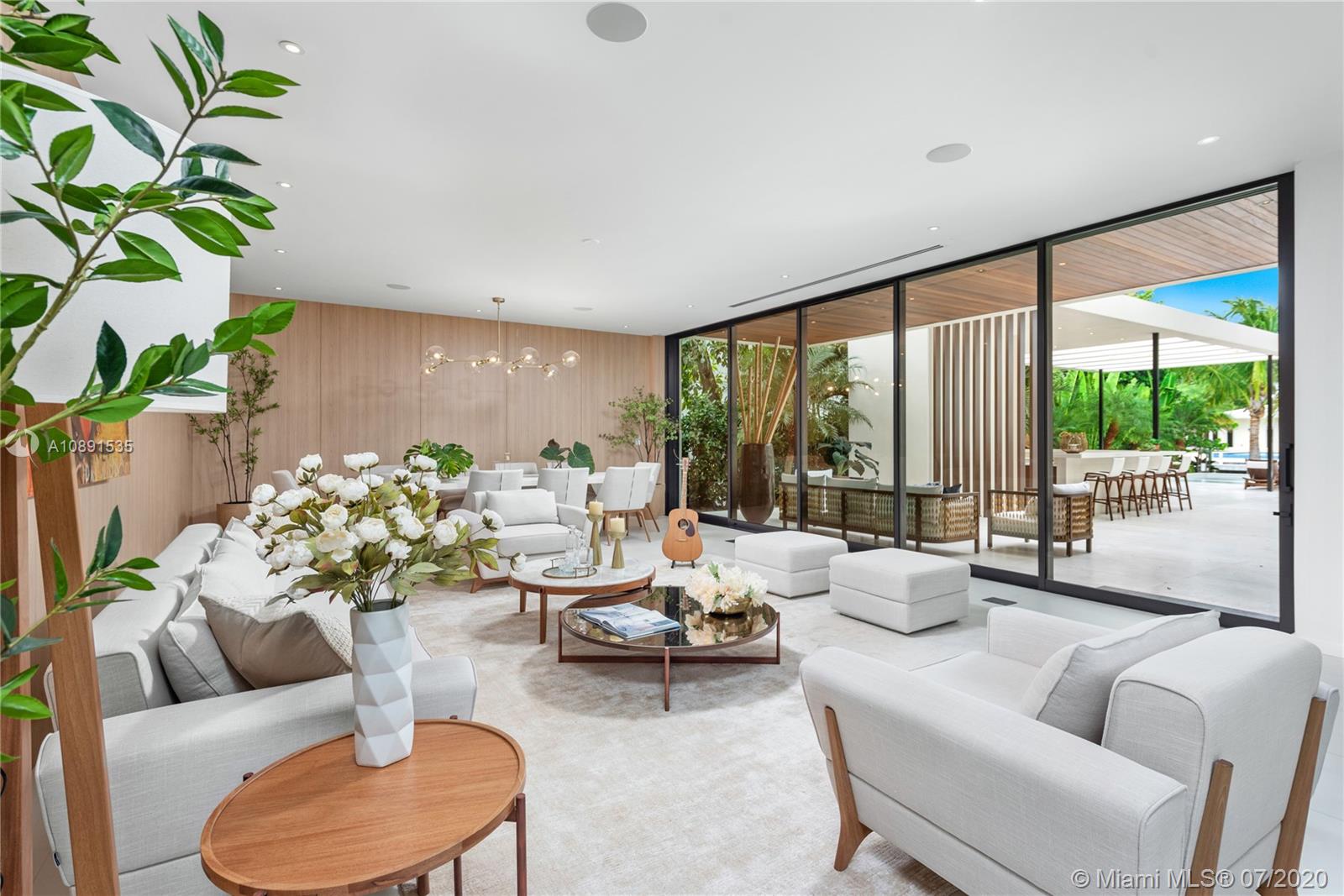 SUNSET ISLANDS-ISLAND NO - Residential