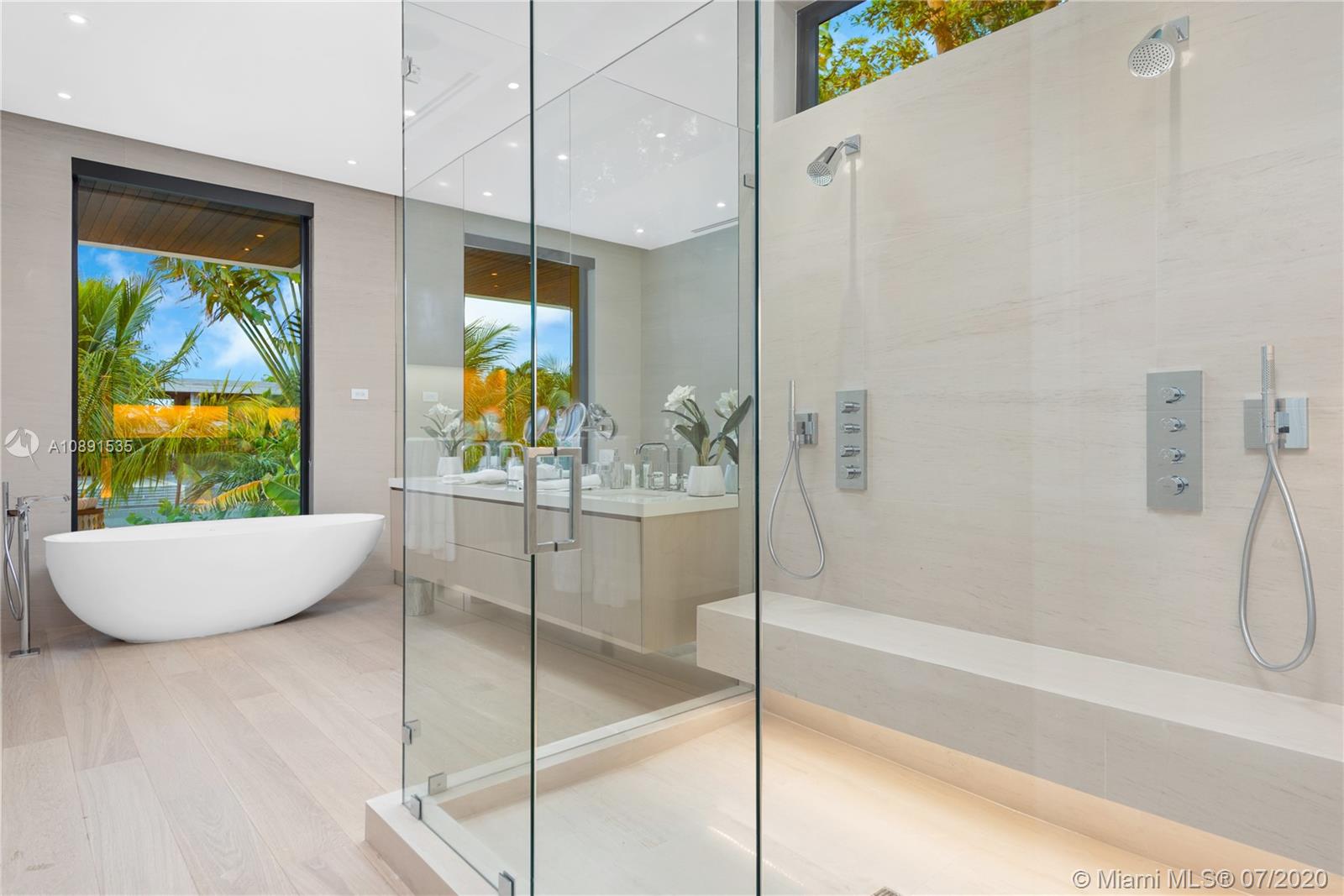 SUNSET ISLANDS-ISLAND NO - Residential