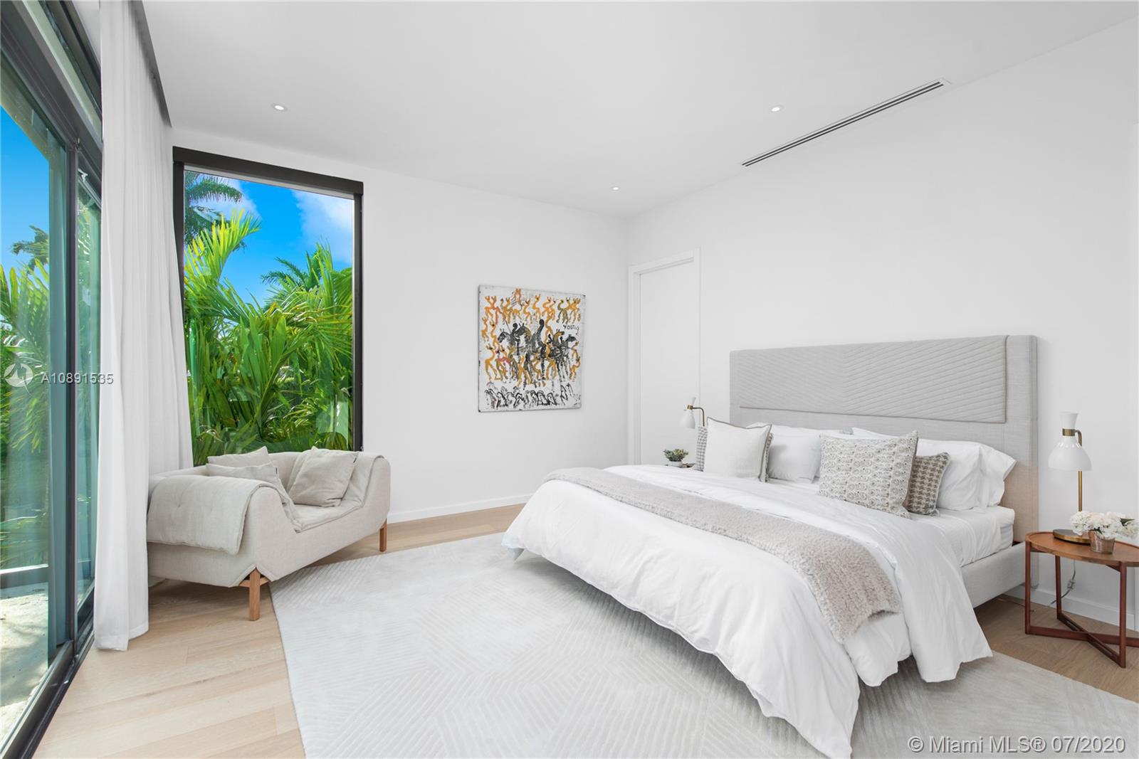 SUNSET ISLANDS-ISLAND NO - Residential