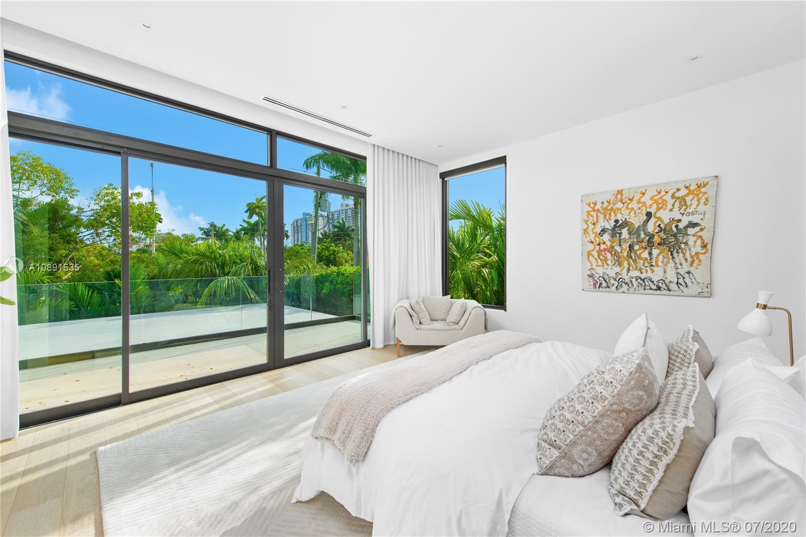 SUNSET ISLANDS-ISLAND NO - Residential