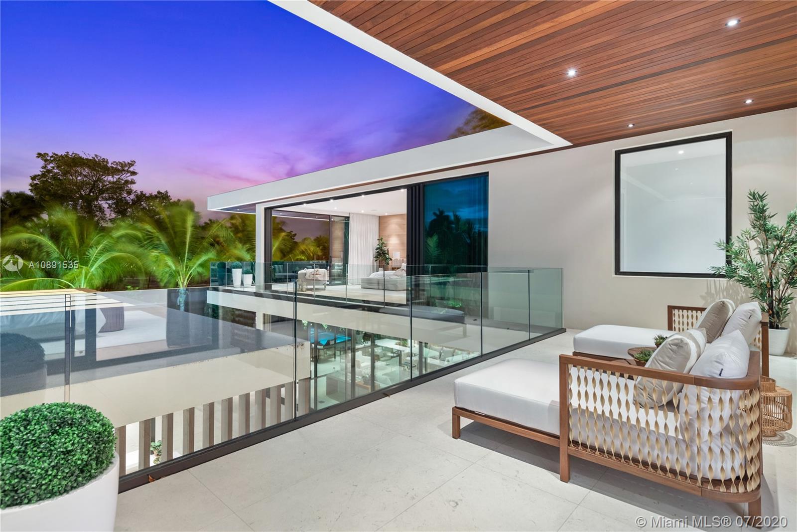 SUNSET ISLANDS-ISLAND NO - Residential