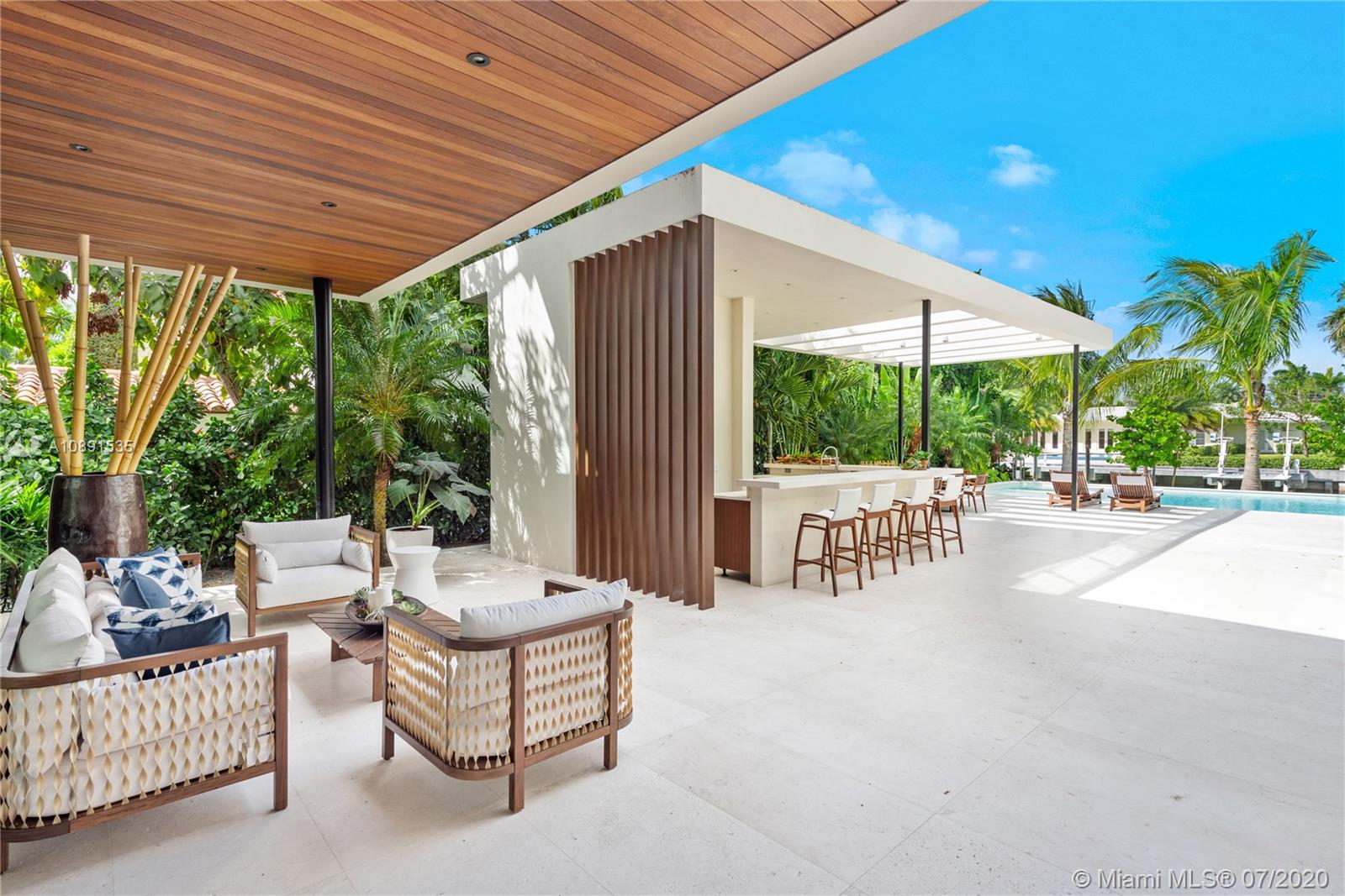 SUNSET ISLANDS-ISLAND NO - Residential